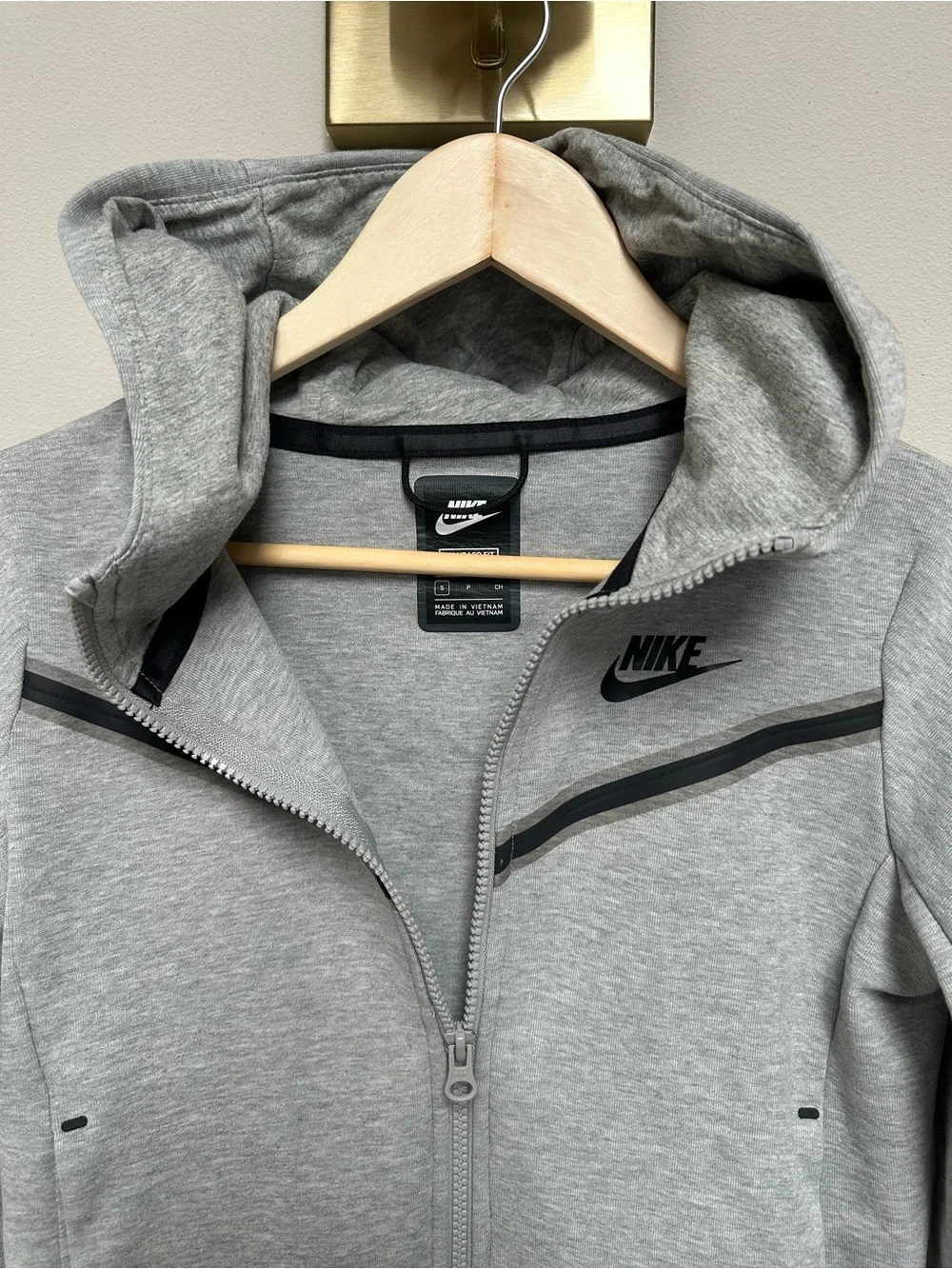 Nike Kids Light Grey Hooded Full-Zip Jacket with Black Logo